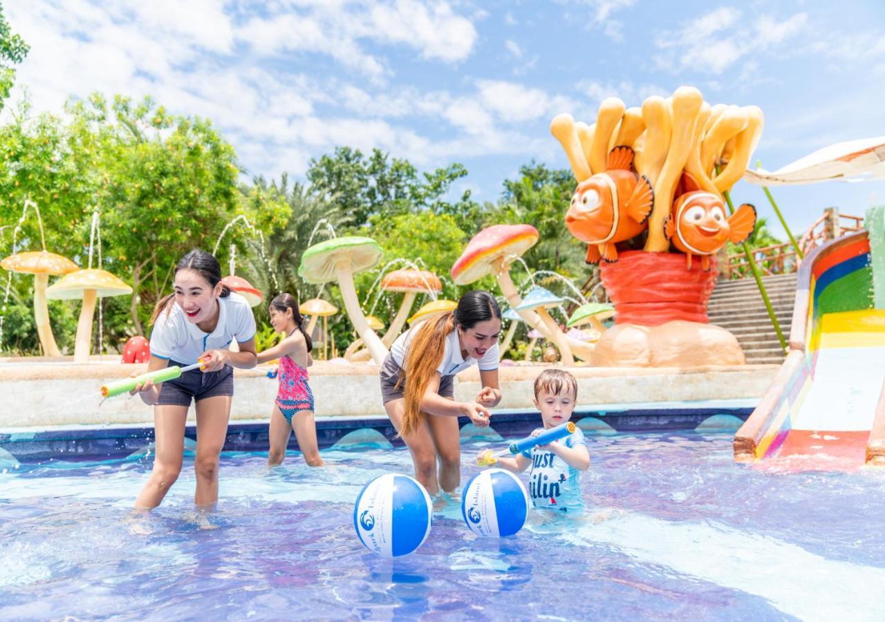 Jpark Island Resort & Waterpark Cebu Lapu-Lapu City Exteriör bild
